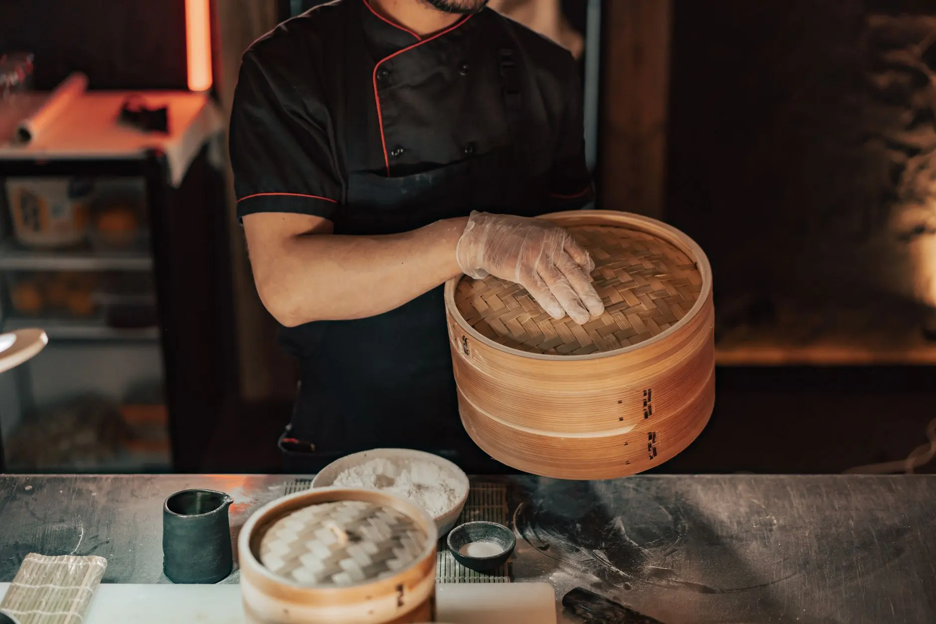 荆门雨具批发采购指南：商用雨伞与雨衣选型要点